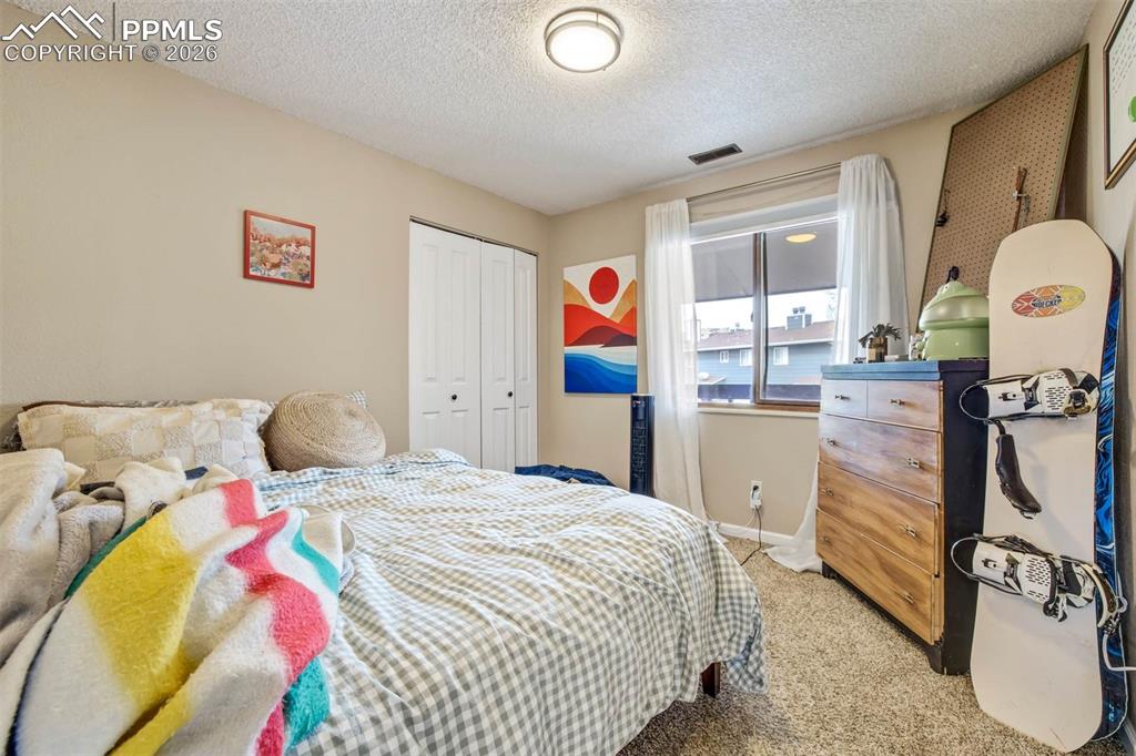 Image 25 of 50: Unit C