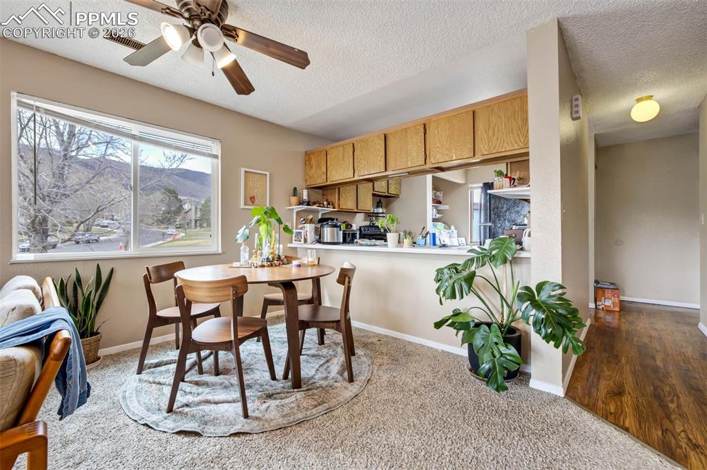 Image 33 of 50: Unit D