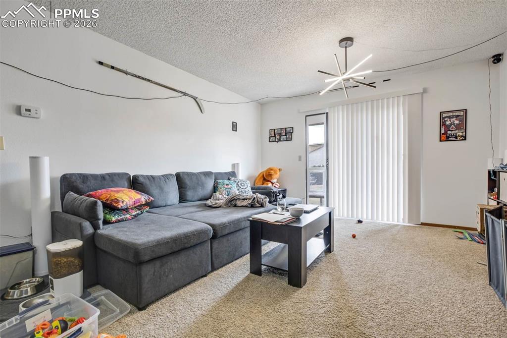 Image 46 of 50: Unit B