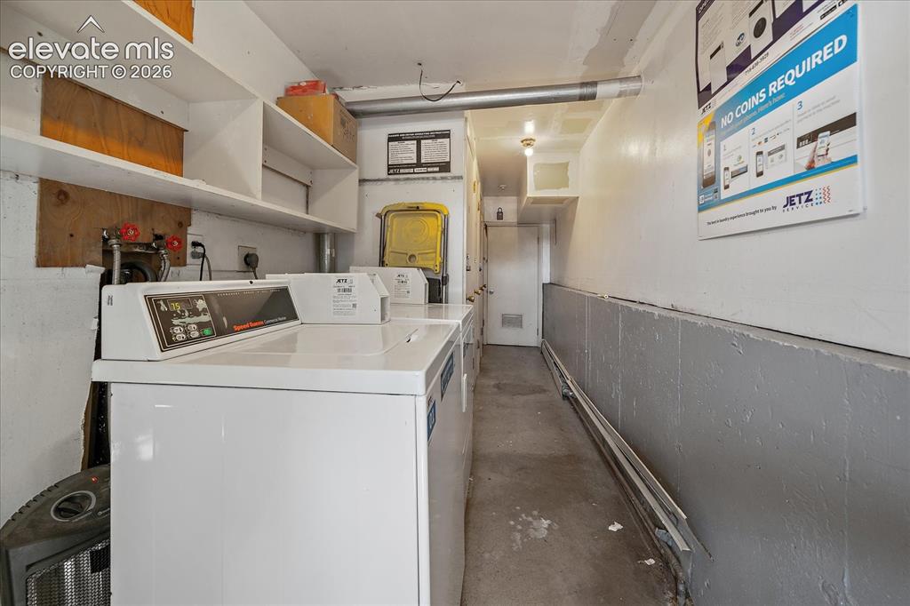 Image 7 of 17: Laundry