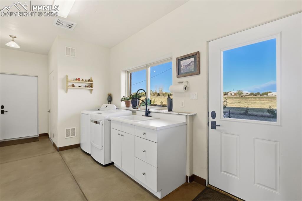 Image 18 of 45: Exercise Room