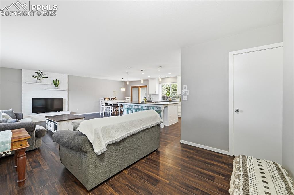 Image 4 of 42: Living Room