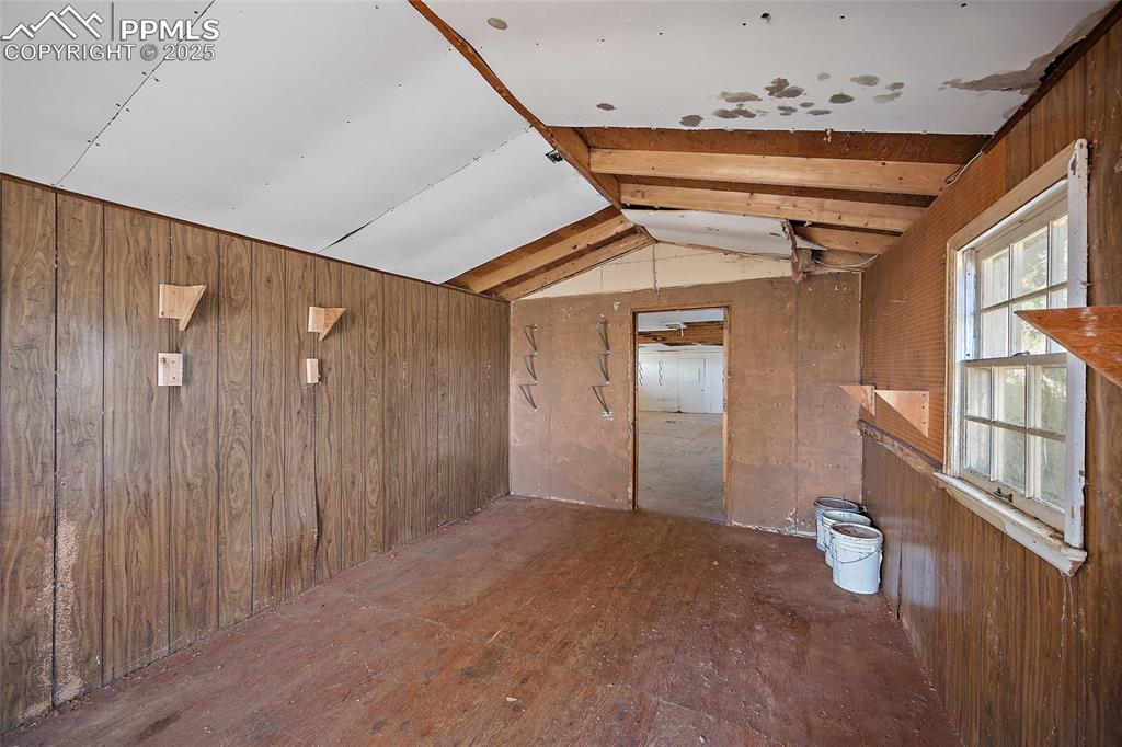 Image 37 of 50: Out Buildings