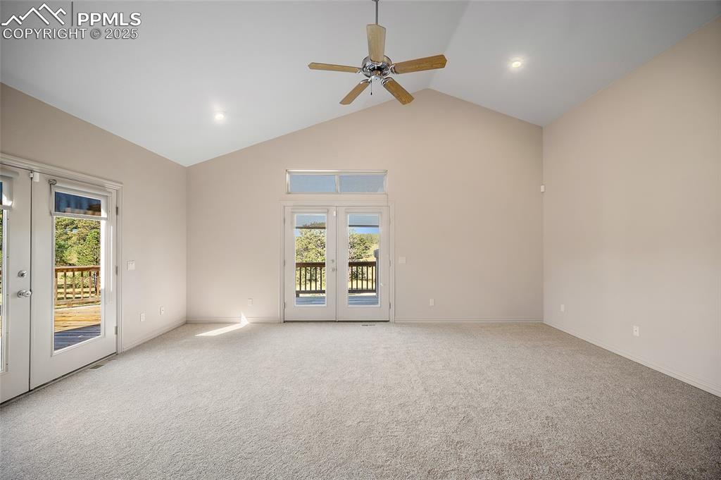 Image 9 of 50: Master Bedroom