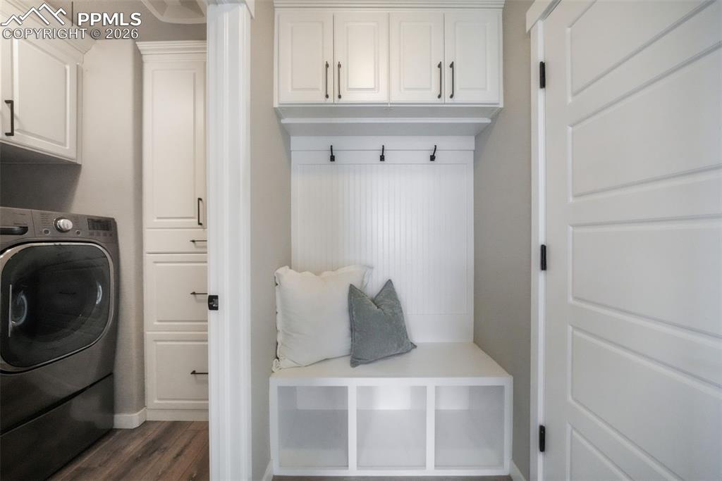 Image 22 of 50: Mud Room