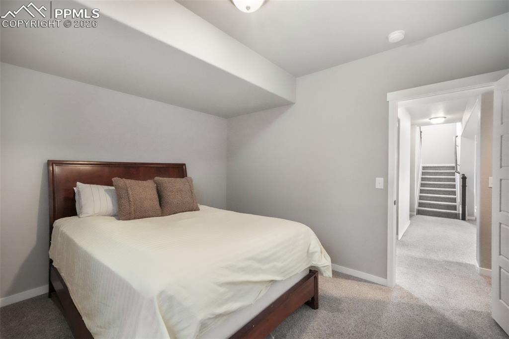 Image 40 of 50: Bedroom