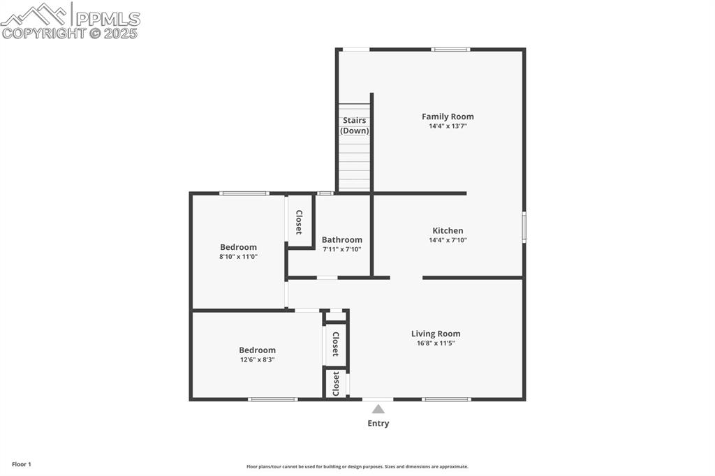 Image 32 of 33: View of floor plan / room layout