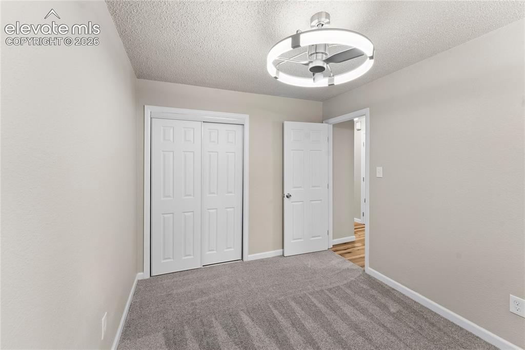Image 15 of 18: Bedroom