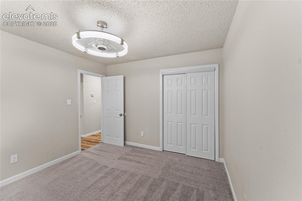 Image 8 of 18: Bedroom