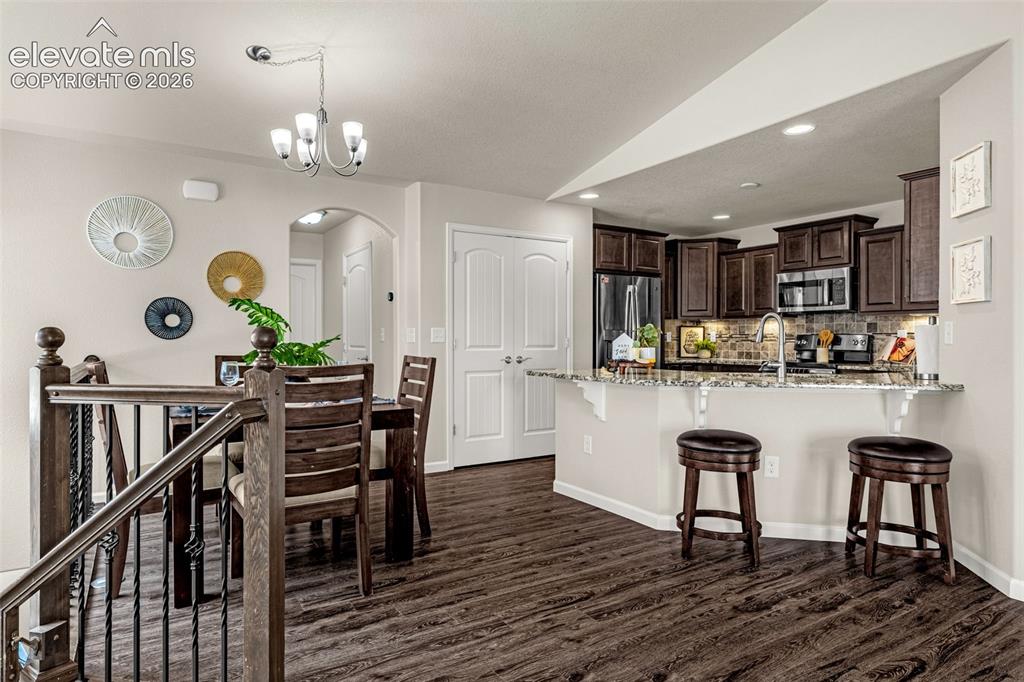 Image 5 of 44: Kitchen