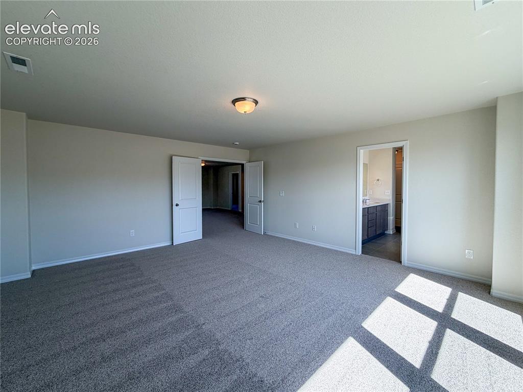 Image 19 of 44: Master Bedroom