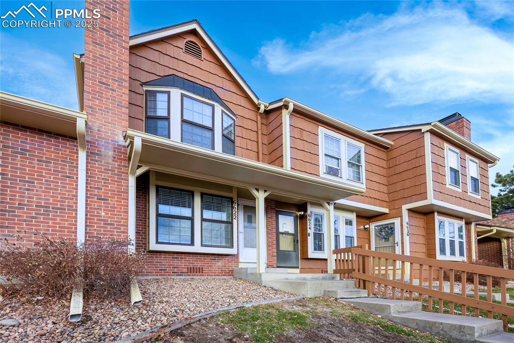 Image 6 of 30: Front of Structure