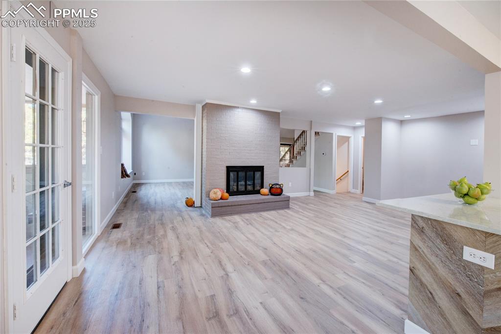 Image 17 of 36: w/o furniture 