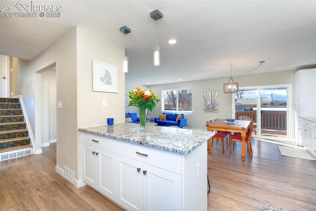 Image 3 of 50: Kitchen