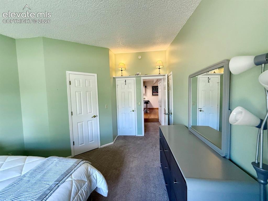 Image 13 of 27: Bedroom
