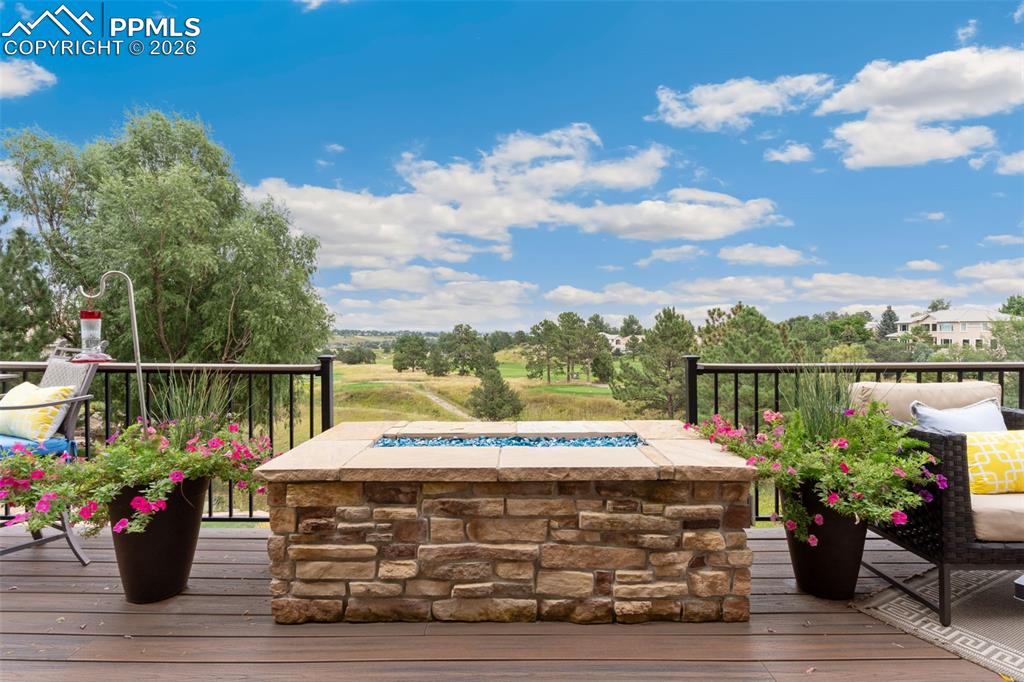 Image 38 of 50: Balcony