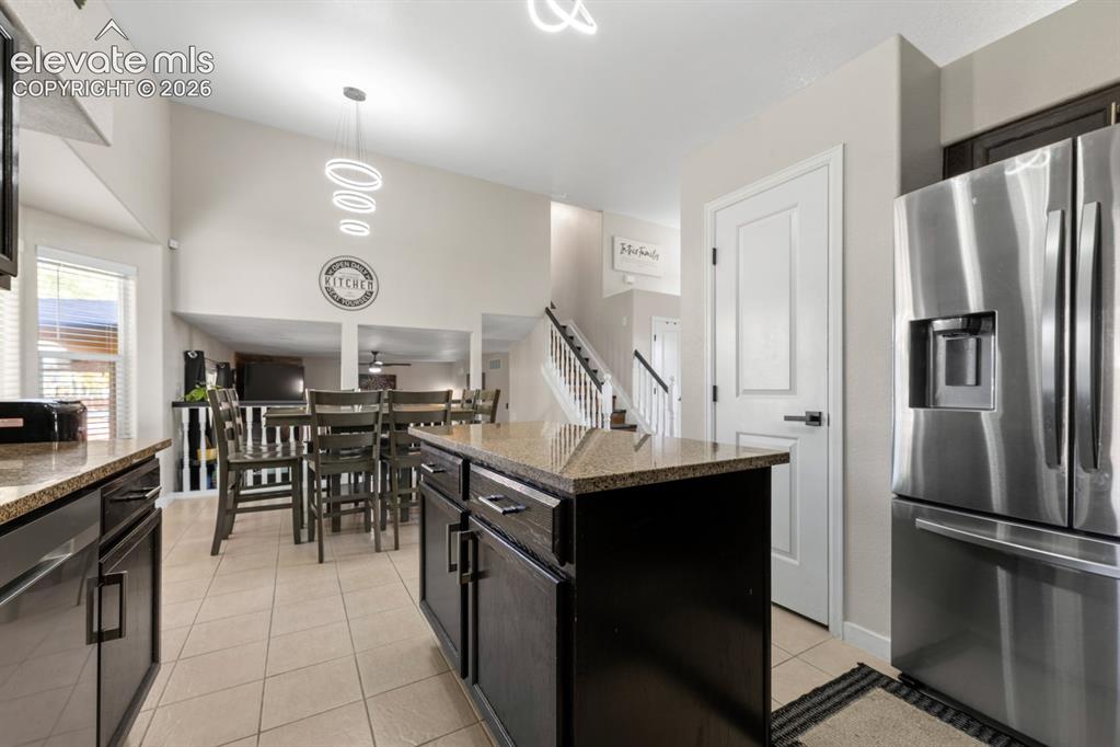 Image 11 of 37: Kitchen