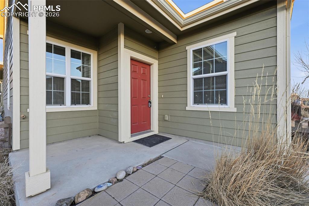 Image 2 of 30: Entry