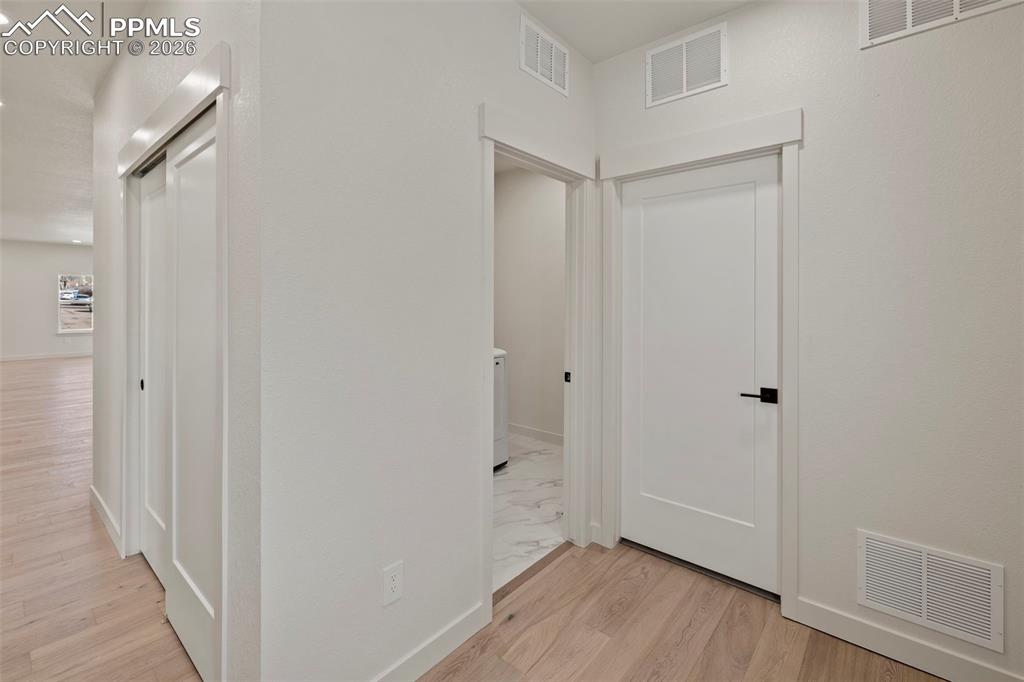 Image 16 of 26: Image is of the same model previously built.