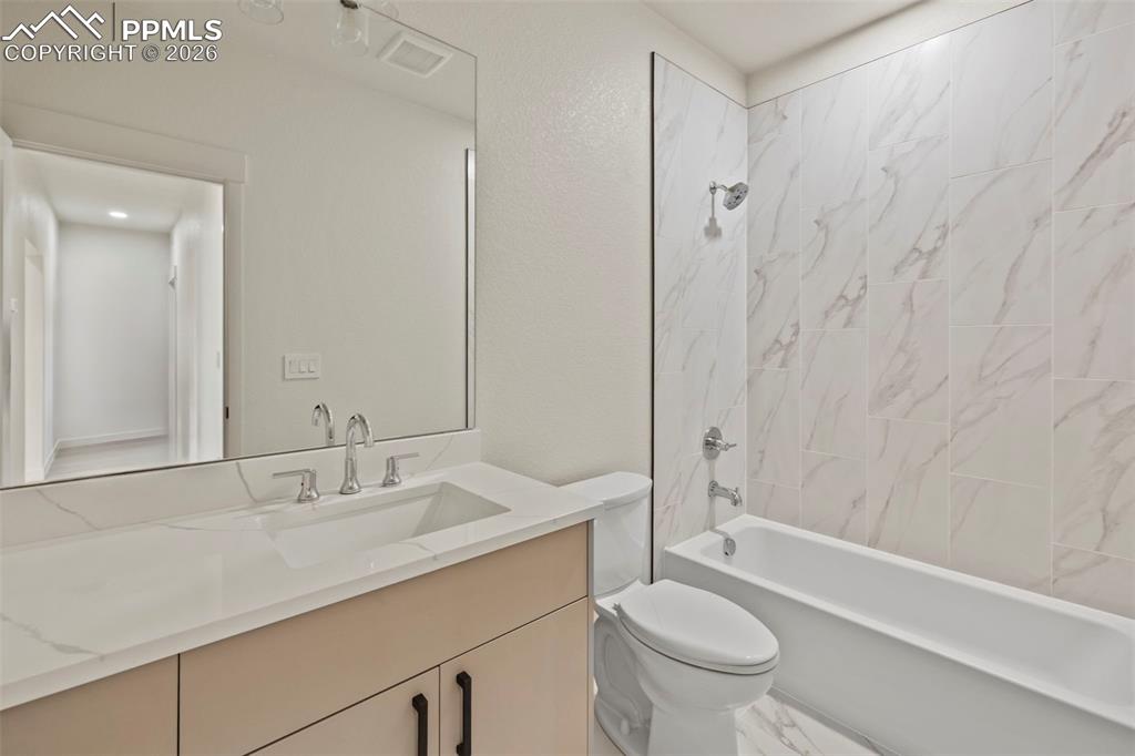 Image 22 of 26: Image is of the same model previously built.