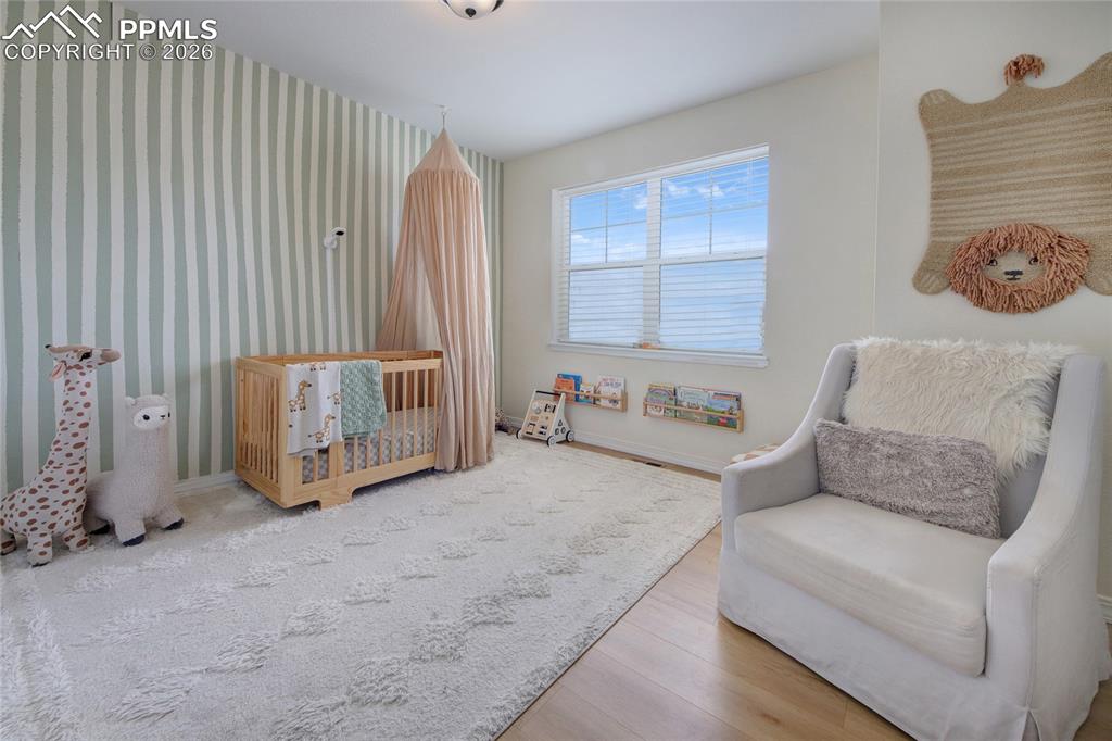 Image 20 of 42: Bedroom