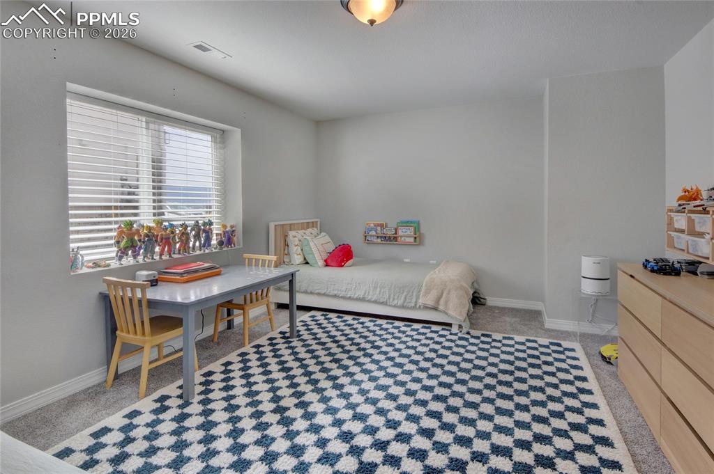 Image 26 of 42: Bedroom