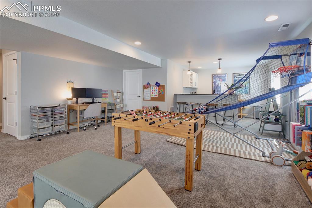 Image 31 of 42: Game Room