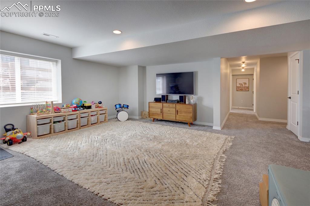 Image 32 of 42: Game Room