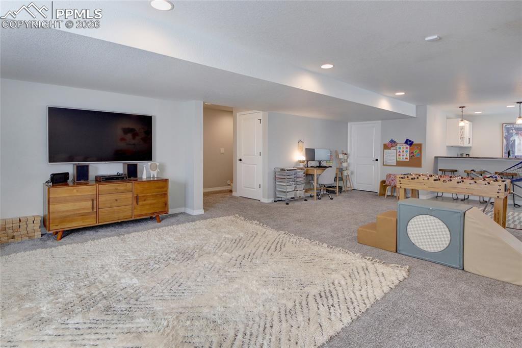 Image 33 of 42: Game Room