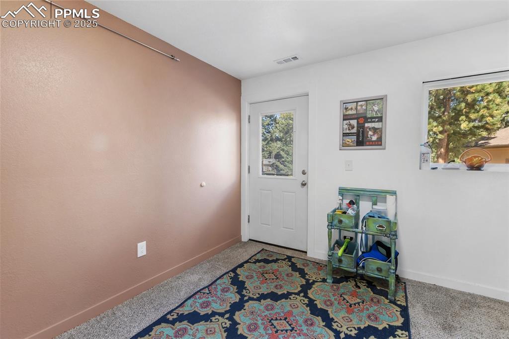 Image 41 of 44: Entry