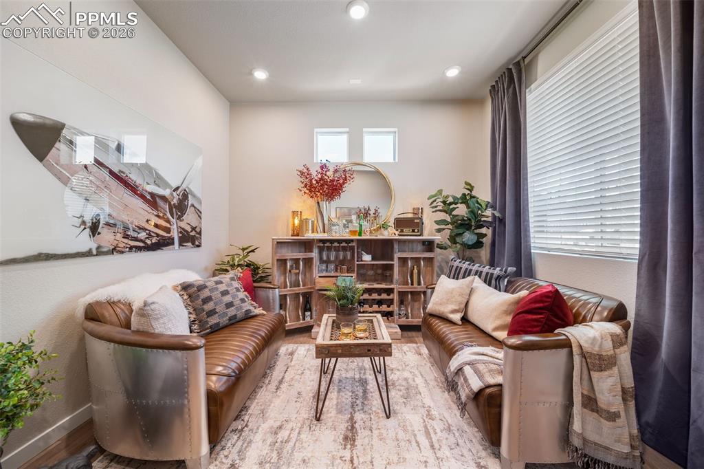 Image 16 of 49: Photos of a model home
