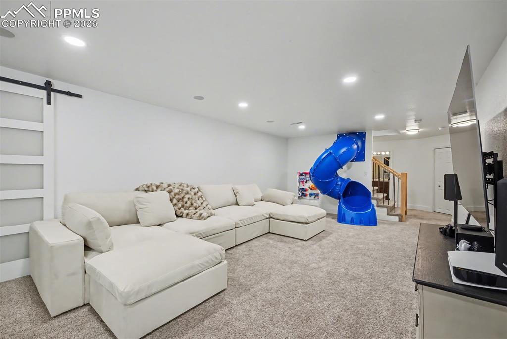 Image 28 of 50: Family Room