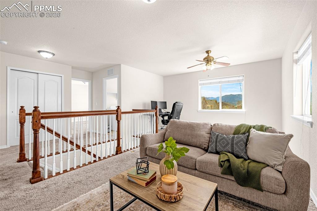 Image 14 of 44: Living Room