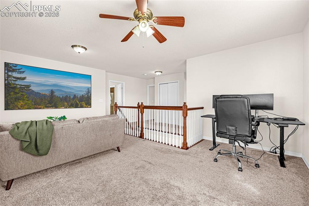 Image 16 of 44: Office