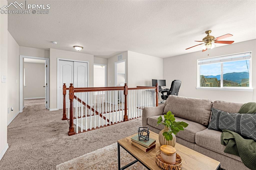 Image 17 of 44: Living Room