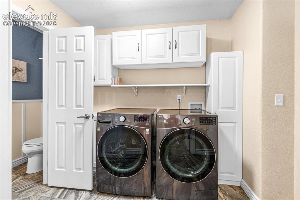 Image 10 of 37: Laundry