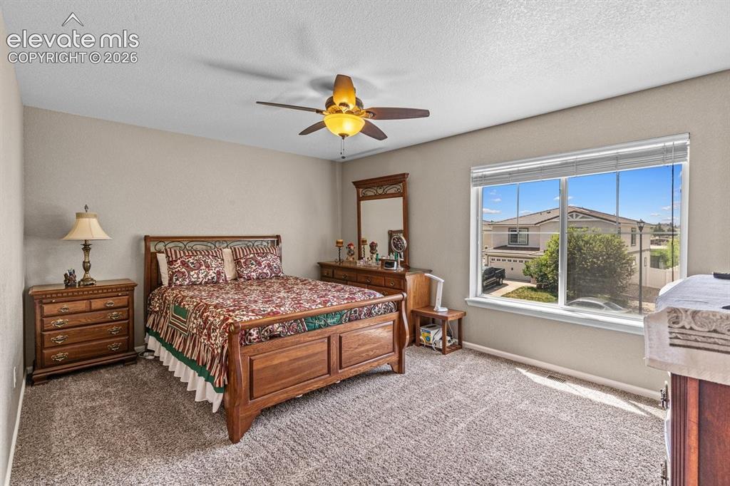 Image 19 of 37: Bedroom