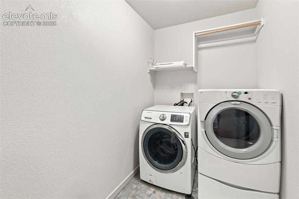 Image 24 of 41: Laundry
