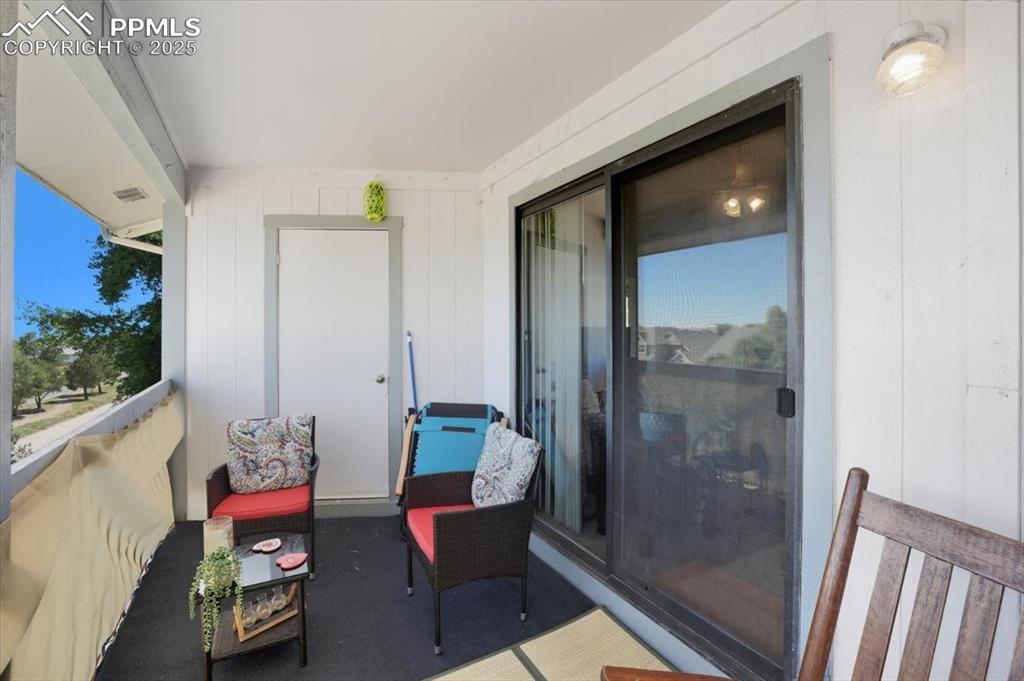 Image 20 of 34: Balcony