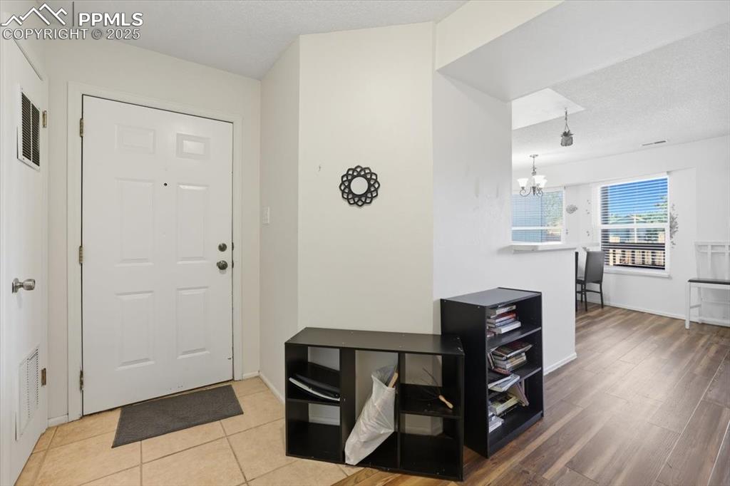 Image 22 of 34: Entry