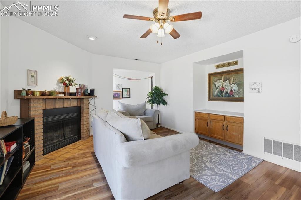 Image 24 of 34: Living Room