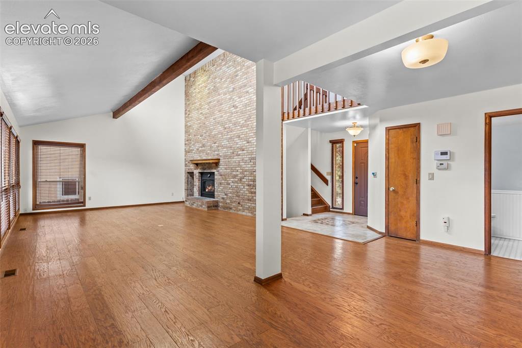 Image 7 of 40: Living Room