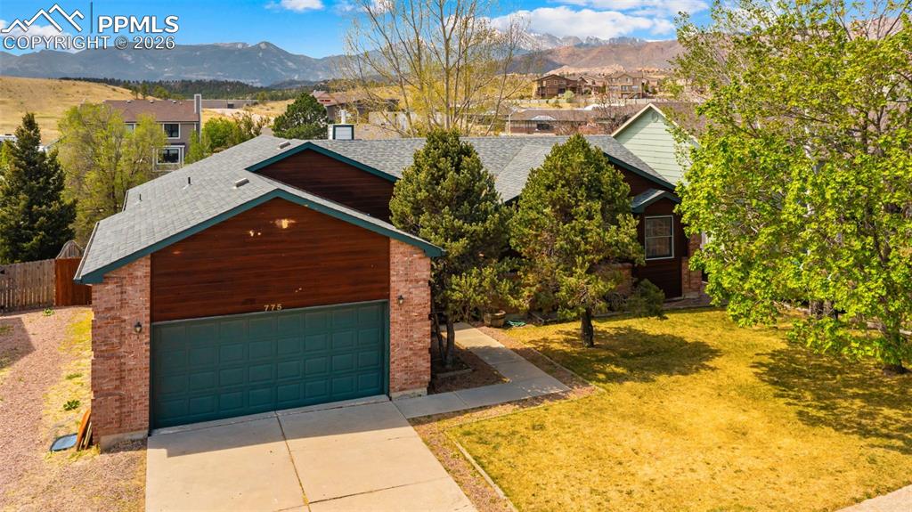 Image 37 of 47: Front of Structure