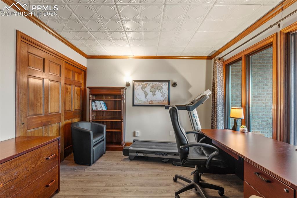 Image 12 of 47: Office