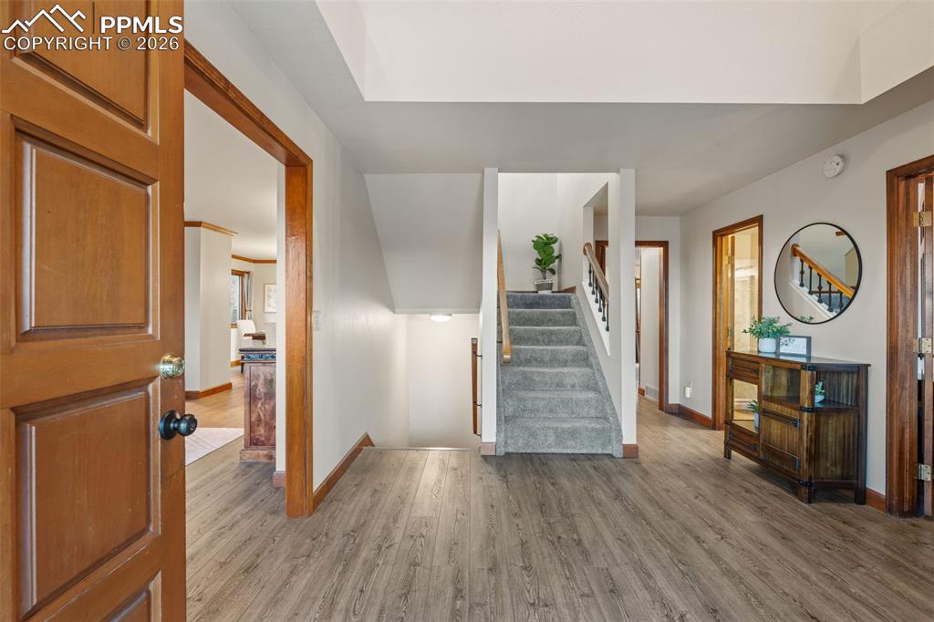 Image 7 of 47: Entry