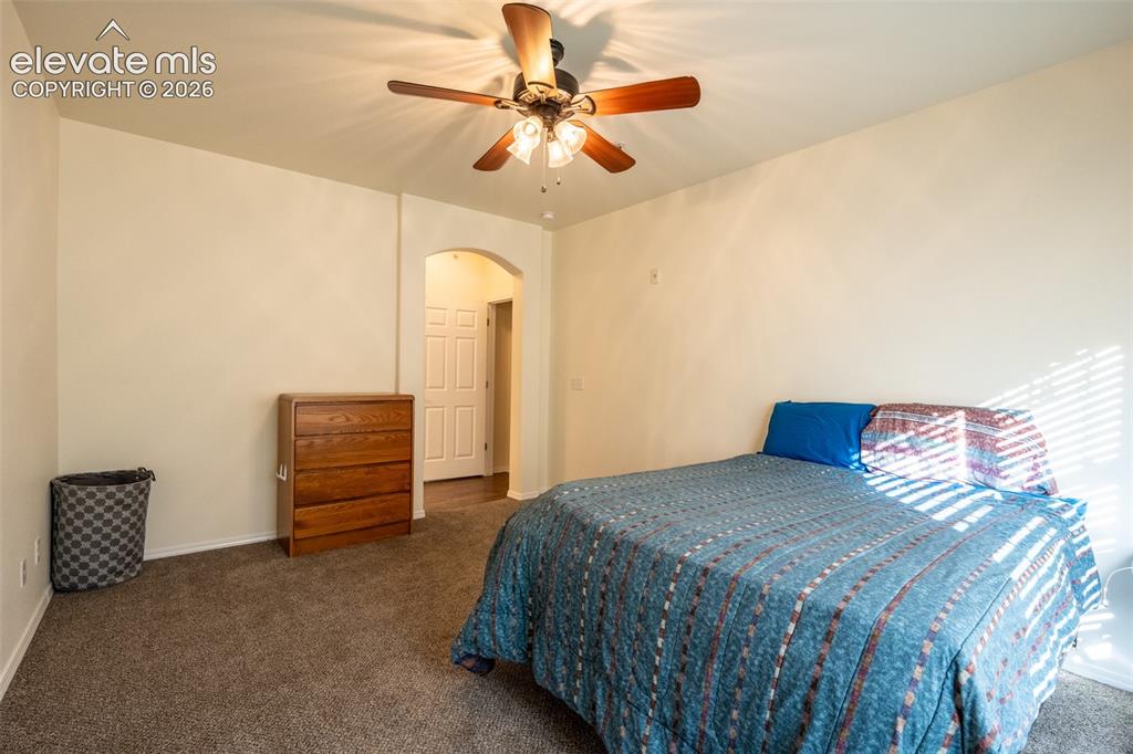 Image 12 of 26: Primary bedroom (1)