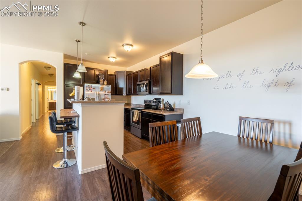 Image 9 of 26: Dining area - kitchen