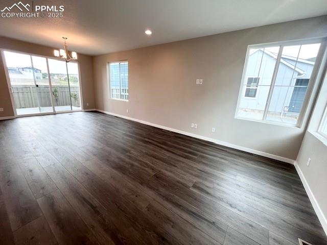 Image 9 of 18: Living Room