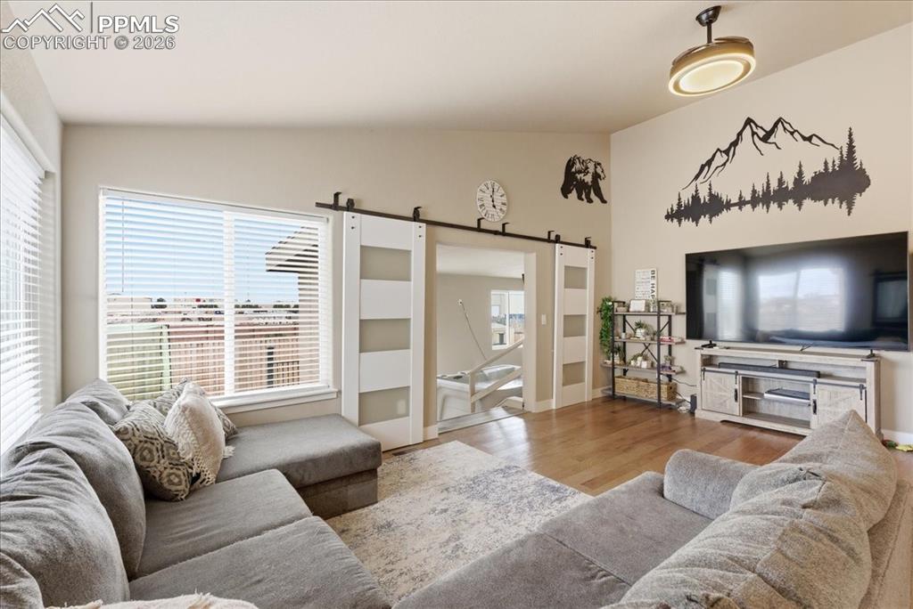 Image 15 of 35: Living Room