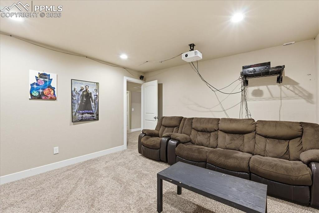 Image 26 of 35: Living Room